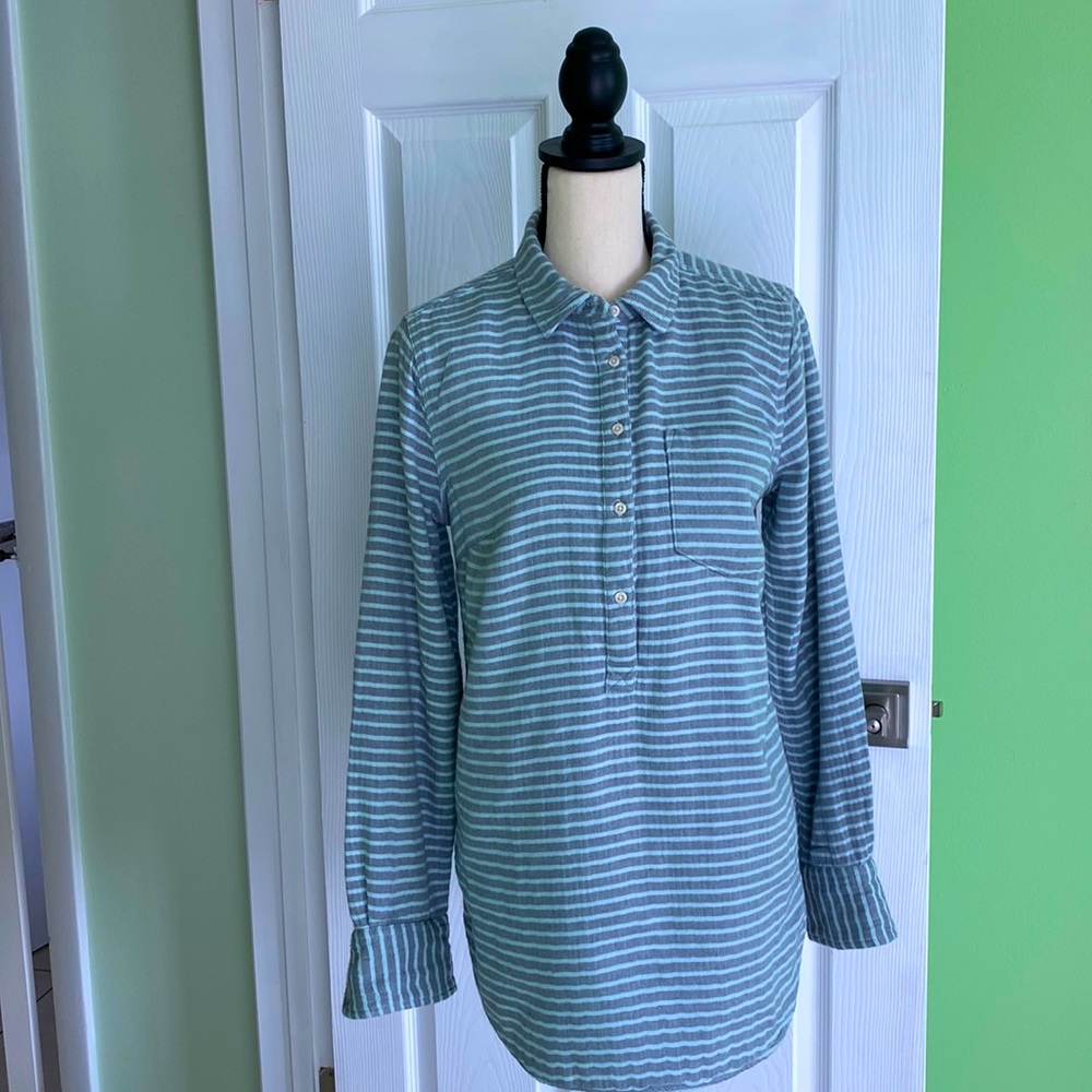 Long sleeved top